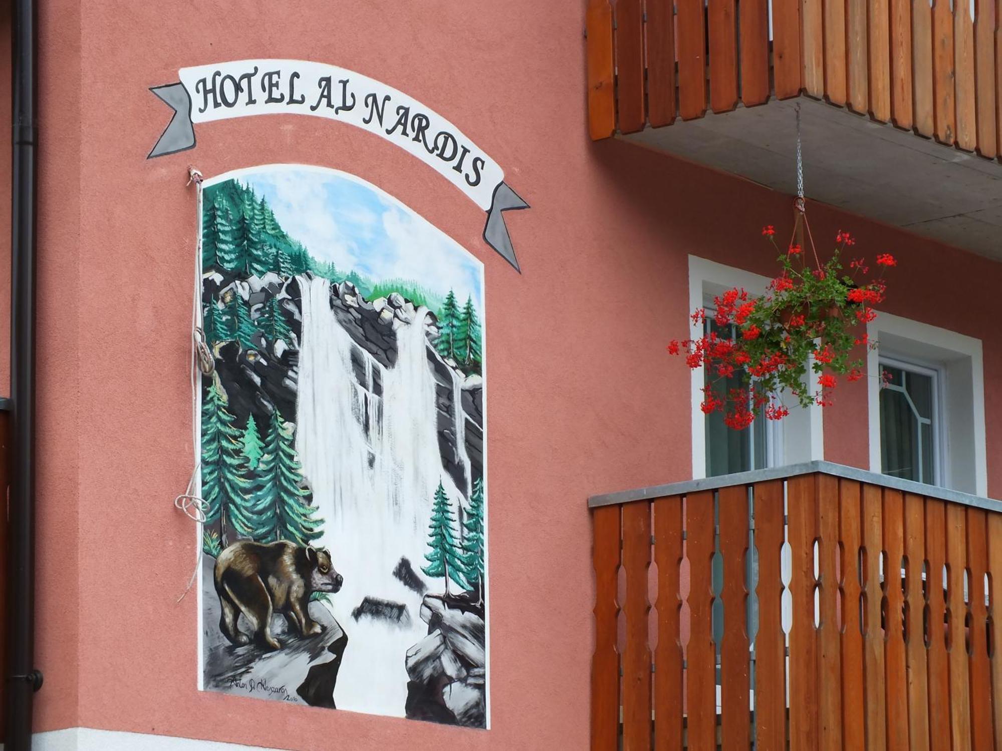 Hotel Garni Al Nardis كاريسولو المظهر الخارجي الصورة